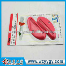 Popular custom plastic toothpaste squeezer device for promotion